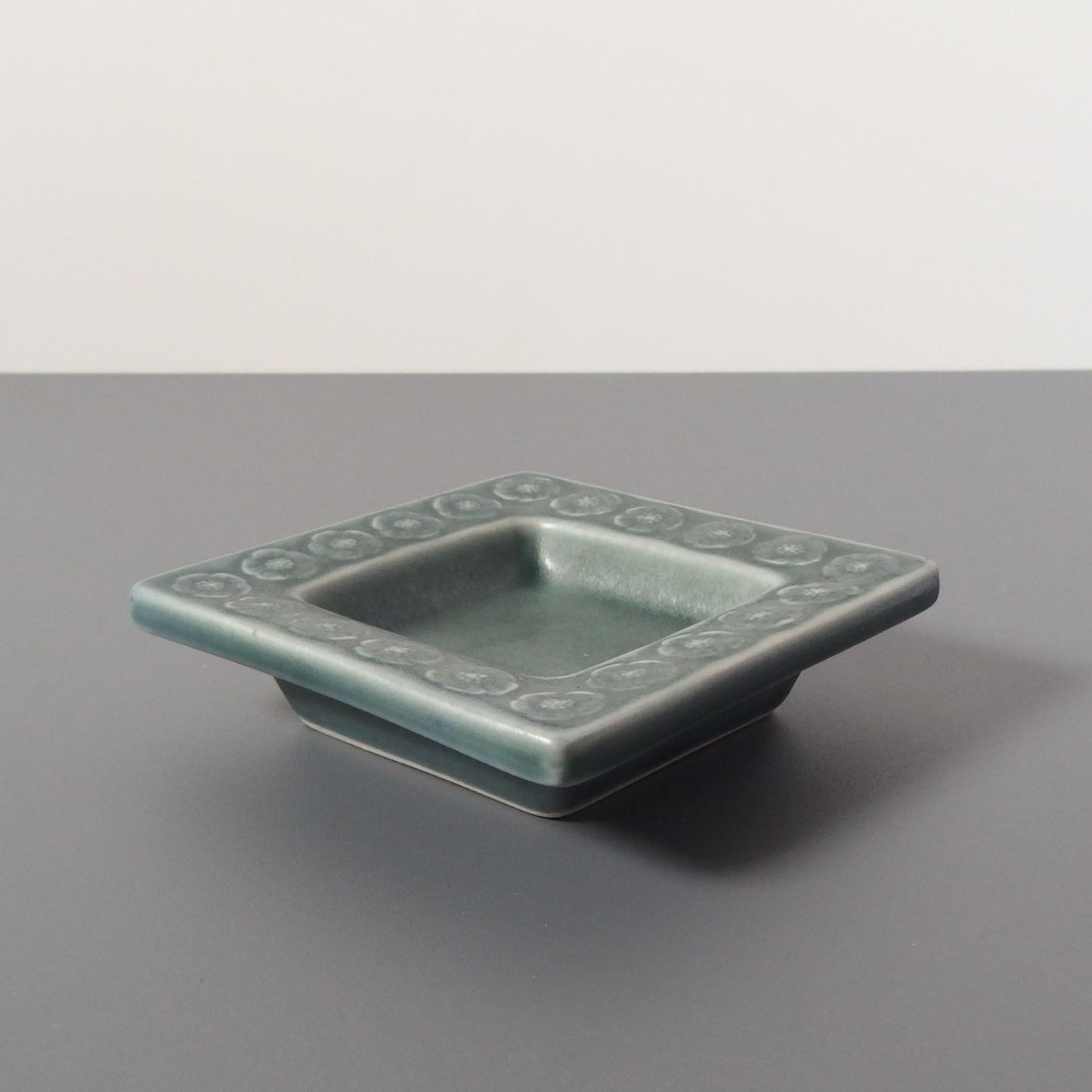 【北欧 ヴィンテージ】Jens.H.Quistgaard （イェンス・クイストゴー） Azur （アズール） square tray