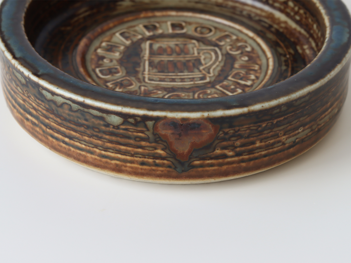 Royal Copenhagen（ロイヤルコペンハーゲン） Harboe Bryggeri 丸皿 ｜ 北欧ヴィンテージ デンマーク
