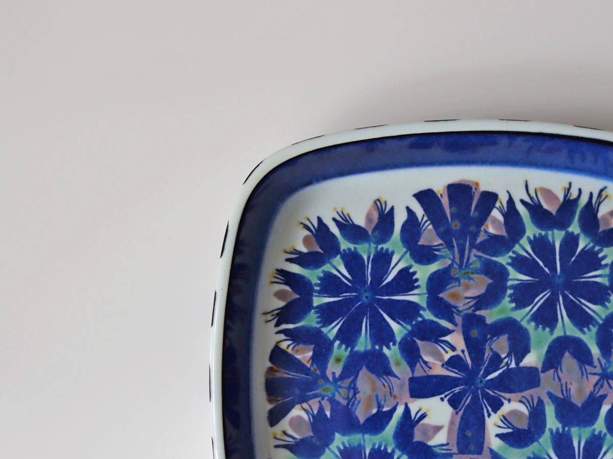【北欧 デンマーク ヴィンテージ 】Royal copenhagen（ロイヤルコペンハーゲン) Tenera（テネラ）square plate 142/2883 MJ