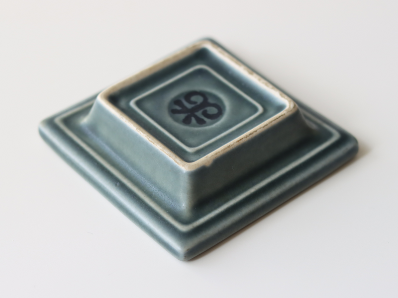 Jens.H.Quistgaard （イェンス・クイストゴー） Azur （アズール） square tray │ 北欧ヴィンテージ デンマーク 食器 アッシュトレイ 陶磁器