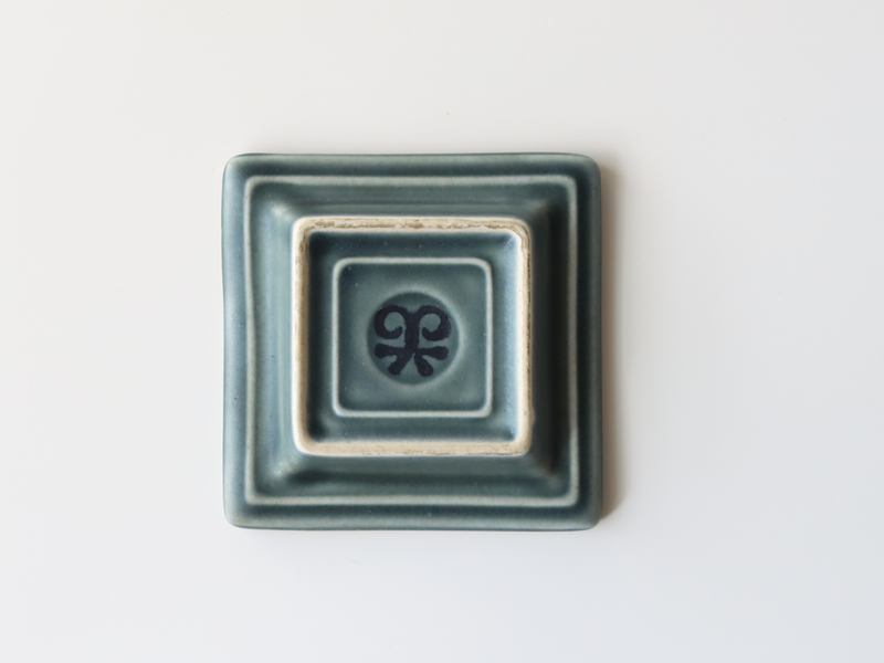 Jens.H.Quistgaard （イェンス・クイストゴー） Azur （アズール） square tray │ 北欧ヴィンテージ デンマーク 食器 アッシュトレイ 陶磁器