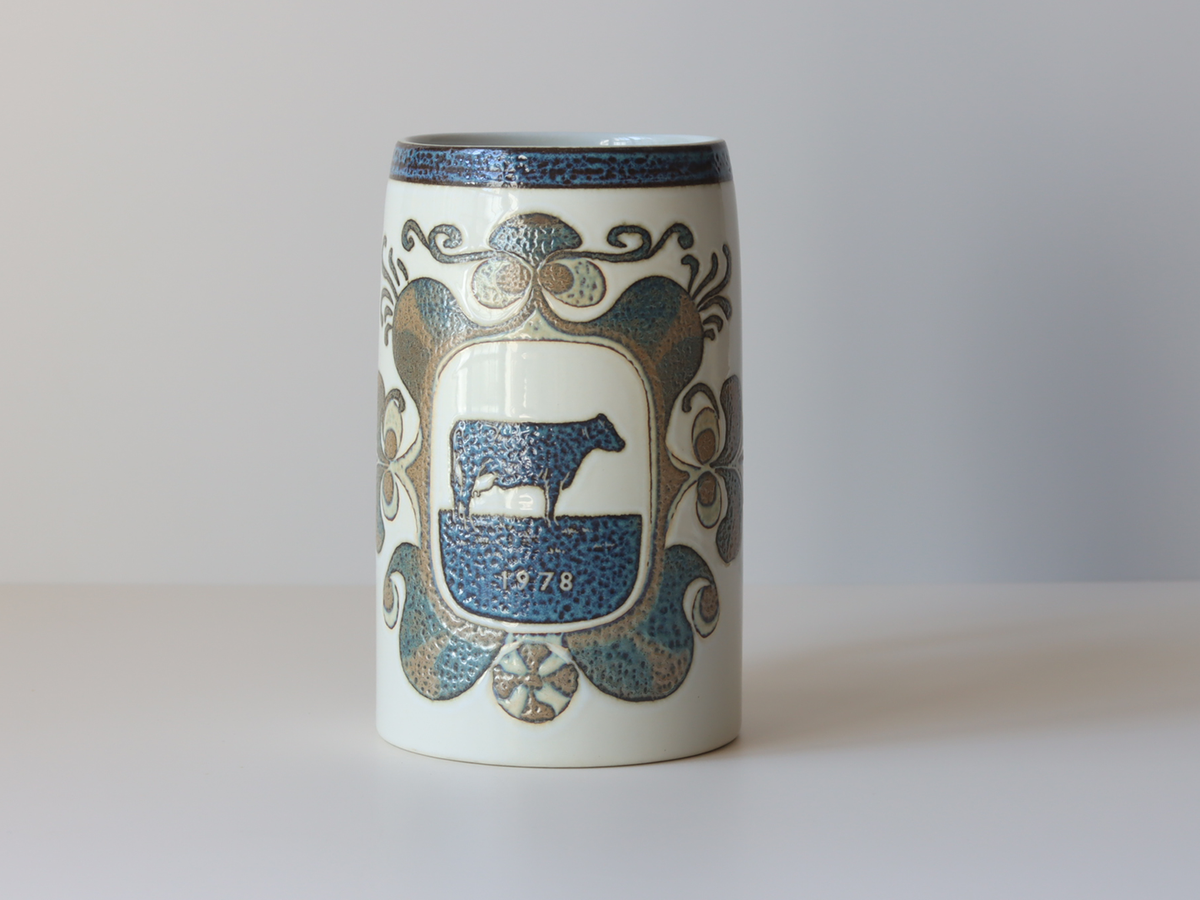 Royal Copenhagen(ロイヤルコペンハーゲン) Tenera マグカップ 牛 Royal Copenhagen(ロイヤルコペンハーゲン) Tenera マグカップ 牛