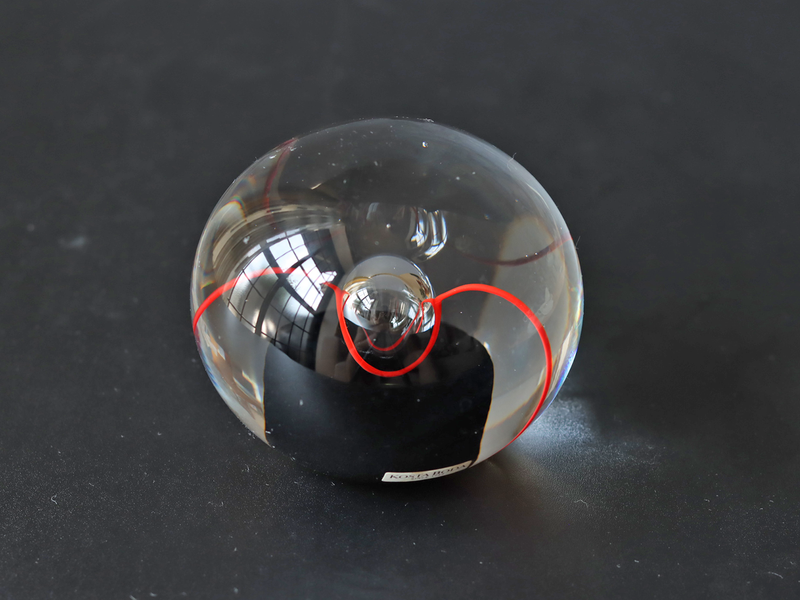 Kosta Boda （コスタ・ボダ） Bertil Vallien（バーティル・ヴァリーン） Crystal Fantasy（クリスタルファンタジー）ball red line │ 北欧 スウェーデン ヴィンテージ ガラスアート ボール