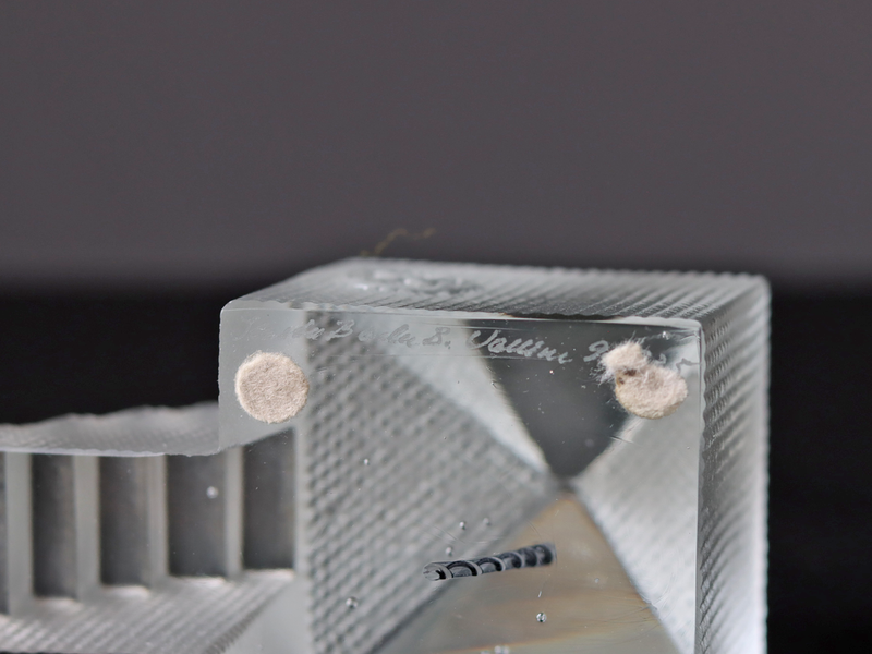 Kosta Boda （コスタ・ボダ） Bertil Vallien（バーティル・ヴァリーン） Crystal Fantasy（クリスタルファンタジー）house 98535 │ 北欧 スウェーデン ヴィンテージ ガラスアート オブジェ 階段付きの家