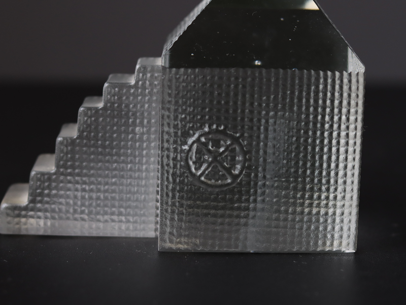 Kosta Boda （コスタ・ボダ） Bertil Vallien（バーティル・ヴァリーン） Crystal Fantasy（クリスタルファンタジー）house 98535 │ 北欧 スウェーデン ヴィンテージ ガラスアート オブジェ 階段付きの家