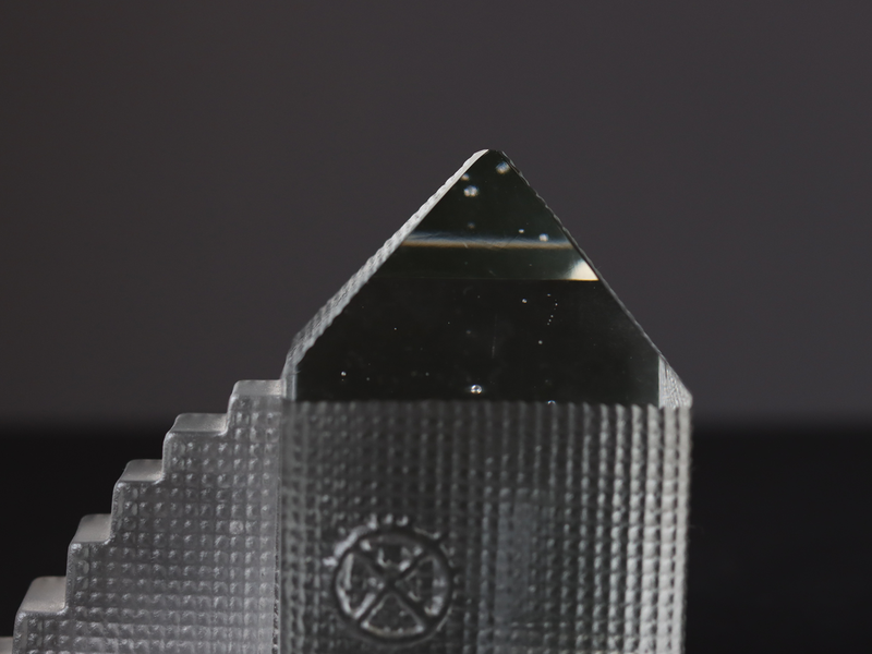 Kosta Boda （コスタ・ボダ） Bertil Vallien（バーティル・ヴァリーン） Crystal Fantasy（クリスタルファンタジー）house 98535 │ 北欧 スウェーデン ヴィンテージ ガラスアート オブジェ 階段付きの家