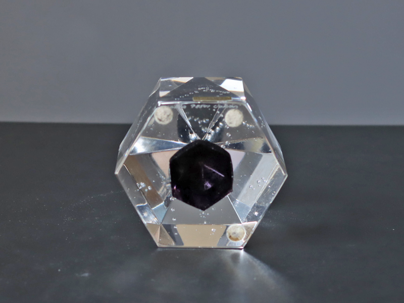 Kosta Boda （コスタ・ボダ） Bertil Vallien（バーティル・ヴァリーン） Crystal Fantasy（クリスタルファンタジー）purple hexagon 98547 │ 北欧 スウェーデン ヴィンテージ ガラスアート 六角形