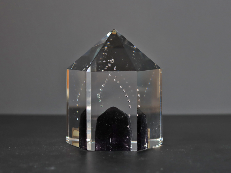 Kosta Boda （コスタ・ボダ） Bertil Vallien（バーティル・ヴァリーン） Crystal Fantasy（クリスタルファンタジー）purple hexagon 98547 │ 北欧 スウェーデン ヴィンテージ ガラスアート 六角形