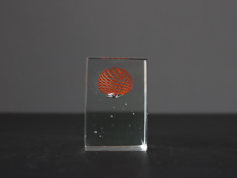 Kosta Boda （コスタ・ボダ） Bertil Vallien（バーティル・ヴァリーン） Crystal Fantasy（クリスタルファンタジー）red circle 98530 │ 北欧 スウェーデン ヴィンテージ アートガラス 赤いサークル