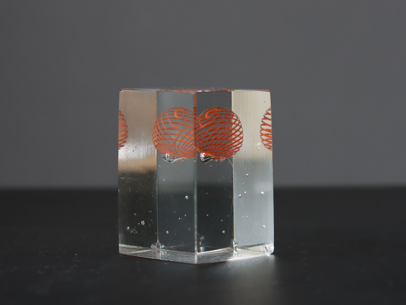 Kosta Boda （コスタ・ボダ） Bertil Vallien（バーティル・ヴァリーン） Crystal Fantasy（クリスタルファンタジー）red circle 98530 │ 北欧 スウェーデン ヴィンテージ アートガラス 赤いサークル