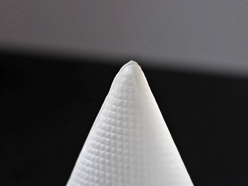 Kosta Boda （コスタ・ボダ） Bertil Vallien（バーティル・ヴァリーン） Crystal Fantasy（クリスタルファンタジー）triangle 98537 │ 北欧 スウェーデン ヴィンテージ ガラスアート 三角形の家