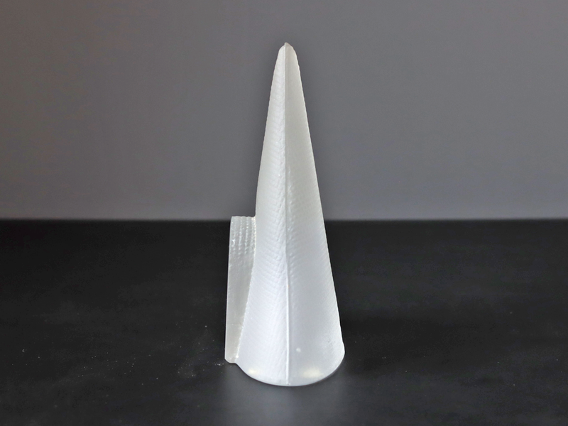 Kosta Boda （コスタ・ボダ） Bertil Vallien（バーティル・ヴァリーン） Crystal Fantasy（クリスタルファンタジー）triangle 98537 │ 北欧 スウェーデン ヴィンテージ ガラスアート 三角形の家