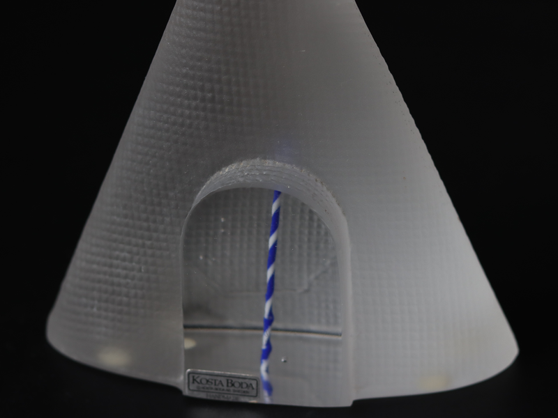 Kosta Boda （コスタ・ボダ） Bertil Vallien（バーティル・ヴァリーン） Crystal Fantasy（クリスタルファンタジー）triangle 98537 │ 北欧 スウェーデン ヴィンテージ ガラスアート 三角形の家