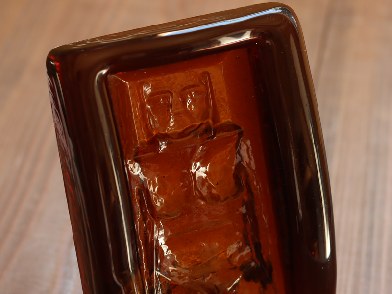 Boda Ashtray Woman Amber / Erik Höglund｜SWEDEN