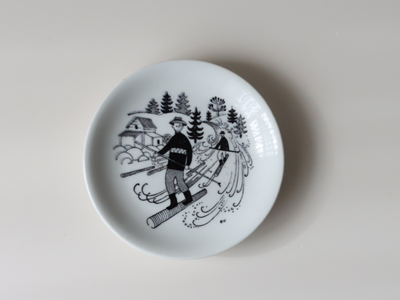 Arabia (アラビア) Emilia(エミリア) small plate │ 北欧 Arabia (アラビア) Emilia(エミリア) small plate │ 北欧