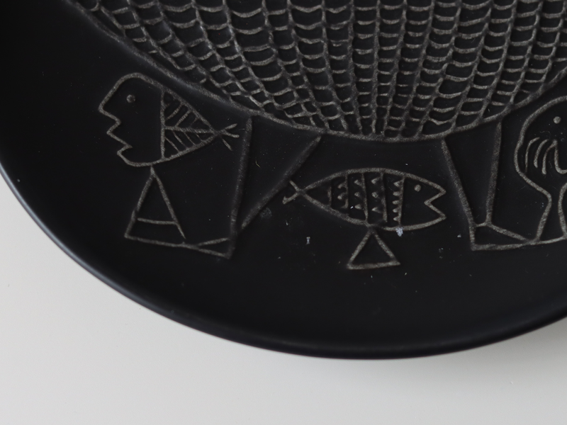 Gustavsberg （グスタフスベリ） Stig Lindberg（スティグ・リンドベリ） Piazza（ピアッツァ） 19.5cm plate black fishing │ 北欧 スウェーデン ヴィンテージ プレート 漁 陶磁器