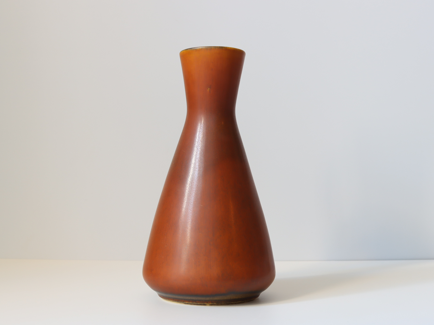 Nymølle（ニモーレ） ジャグ/ベース ブラウン / Gunnar Nylund ｜ 北欧