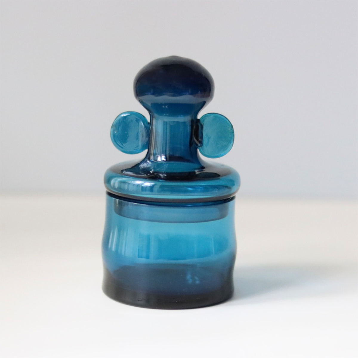 【北欧 スウェーデン ヴィンテージ】Kosta Boda （コスタ・ボダ） Bertil Vallien（バーティル・ヴァリーン） candy pot blue