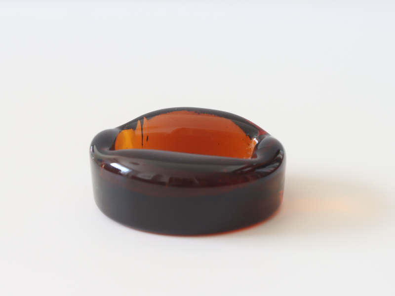 Boda（ボダ） 牛モチーフ アッシュトレイ アンバー 2490 / Erik Höglund ｜ 北欧ヴィンテージ スウェーデン