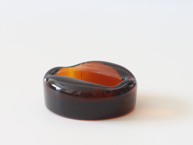 Boda（ボダ） 牛モチーフ アッシュトレイ アンバー 2490 / Erik Höglund ｜ 北欧ヴィンテージ スウェーデン