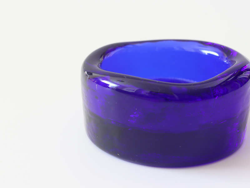 Boda（ボダ） 牛モチーフ アッシュトレイ ブルー 2491 / Erik Höglund ｜ 北欧ヴィンテージ スウェーデン