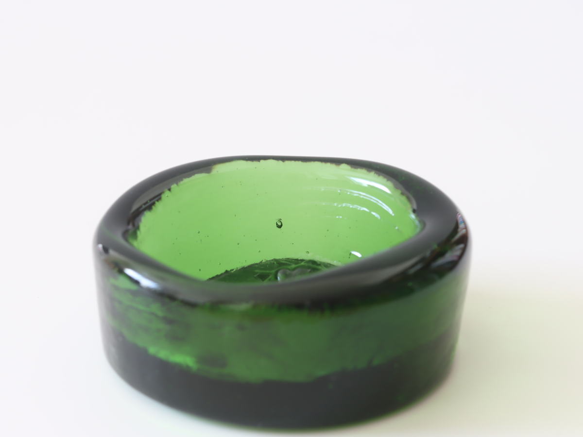 Boda（ボダ） 猫モチーフ アッシュトレイ グリーン 2489 / Erik Höglund ｜ 北欧ヴィンテージ スウェーデン