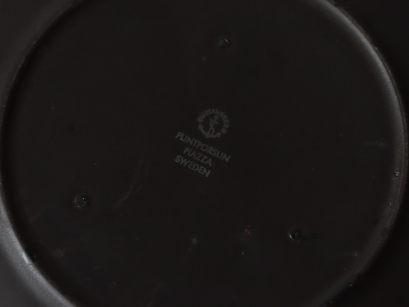 Gustavsberg （グスタフスベリ） Stig Lindberg（スティグ・リンドベリ） Piazza（ピアッツァ） 19.5cm plate black horse │ 北欧 スウェーデン ヴィンテージ プレート 馬 陶磁器