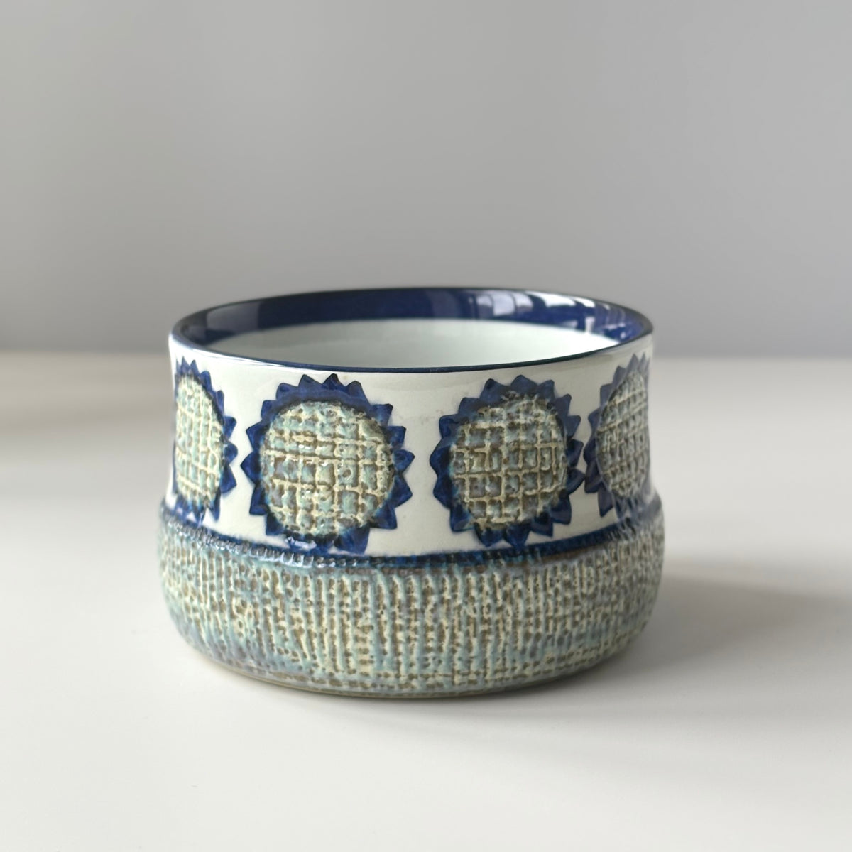 Royal copenhagen （ロイヤルコペンハーゲン） Tenera （テネラ）bowl sunflower MJ │ 北欧ヴィンテージ デンマーク 食器 ボウル 陶磁器