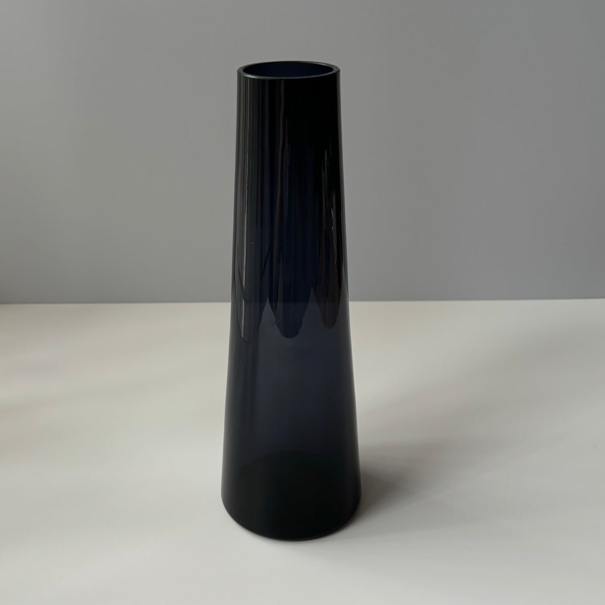 【北欧 フィンランド ヴィンテージ】Nuutajarvi（ヌータヤルヴィ） SH105 flower vase blue-gray