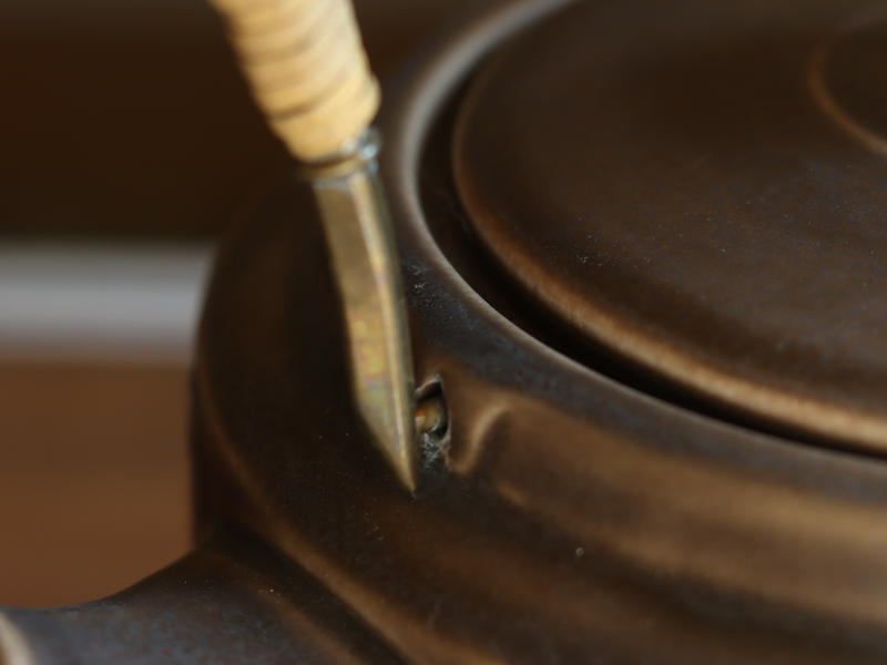 Jens H. Quistgaard Azur Umbra Teapot｜DENMARK