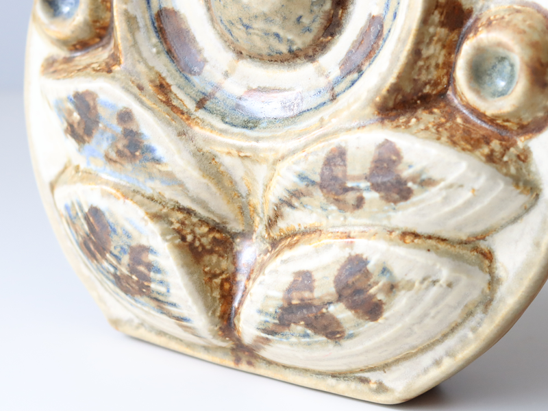 Soholm （スーホルム）  flower relief │ 北欧ヴィンテージ デンマーク オブジェ アート 陶磁器