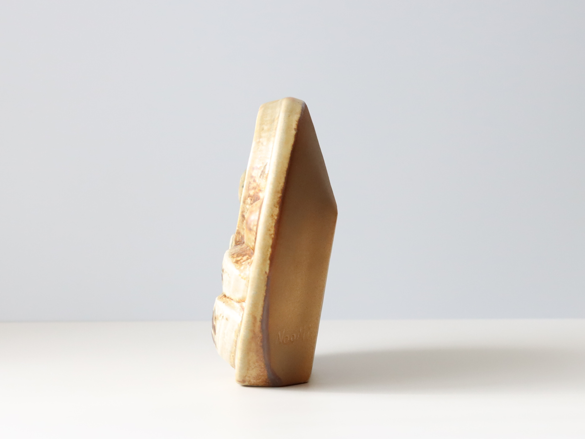 Soholm （スーホルム）  flower relief │ 北欧ヴィンテージ デンマーク オブジェ アート 陶磁器