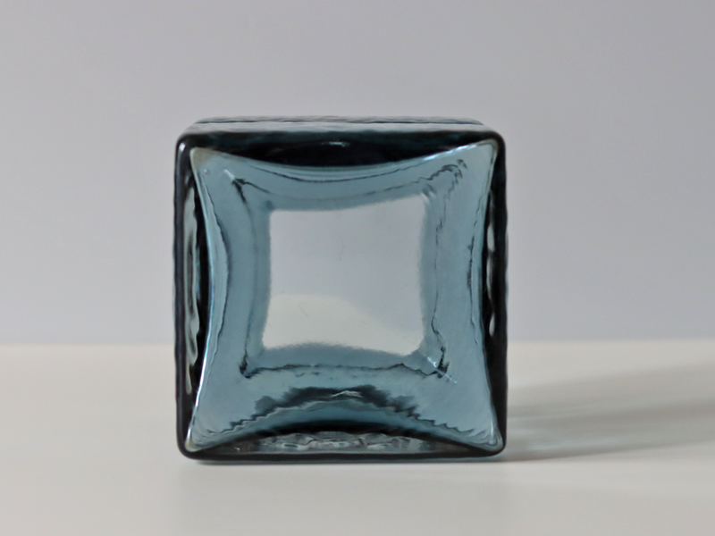 Riihimaen Lasi （リーヒマエンラシ） Helena Tynell（ヘレナ・ティネル）Pala （パラ）Lサイズ ライトブルー H11.5cm │ 北欧 フィンランド ヴィンテージ 花瓶 ガラス