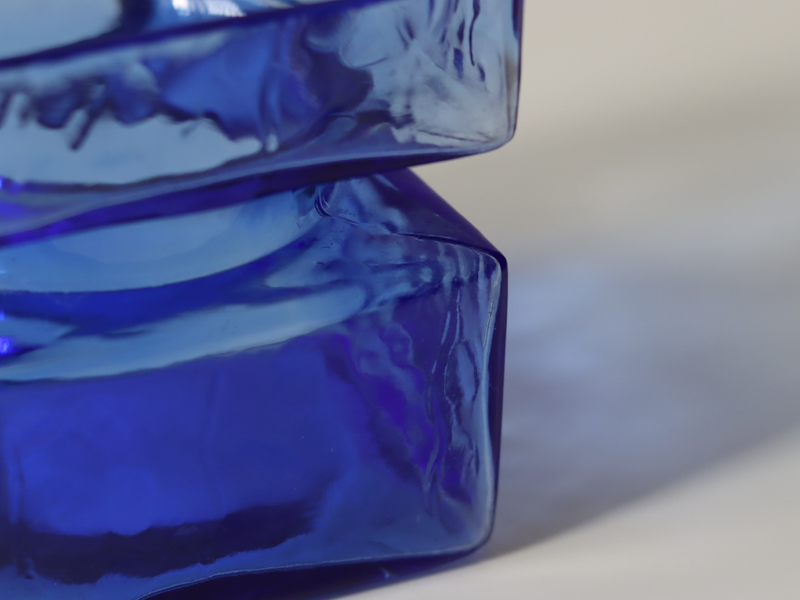 Riihimaen Lasi （リーヒマエンラシ） Helena Tynell（ヘレナ・ティネル）Pala （パラ）Mサイズ ブルー H9cm │ 北欧 フィンランド ヴィンテージ 花瓶 ガラス