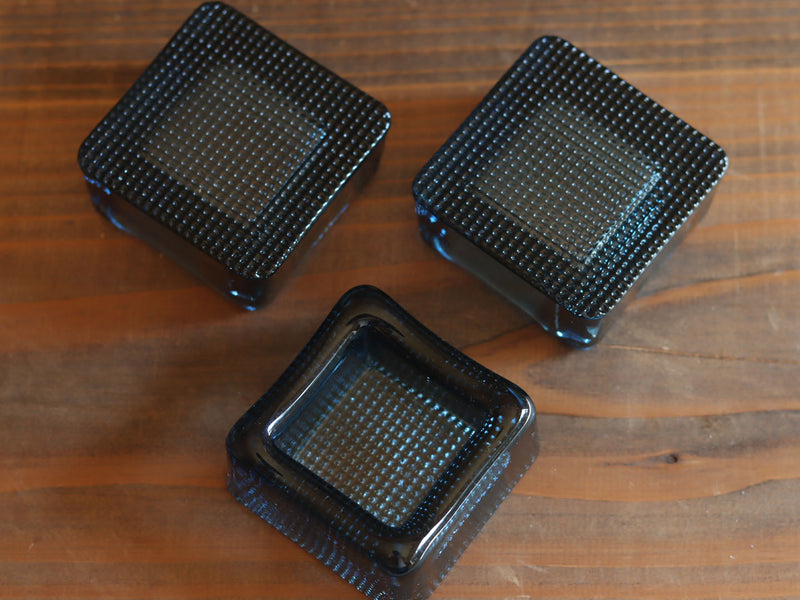 Pukeberg Ashtray Blue Set of 3 / Göran Wärff｜SWEDEN