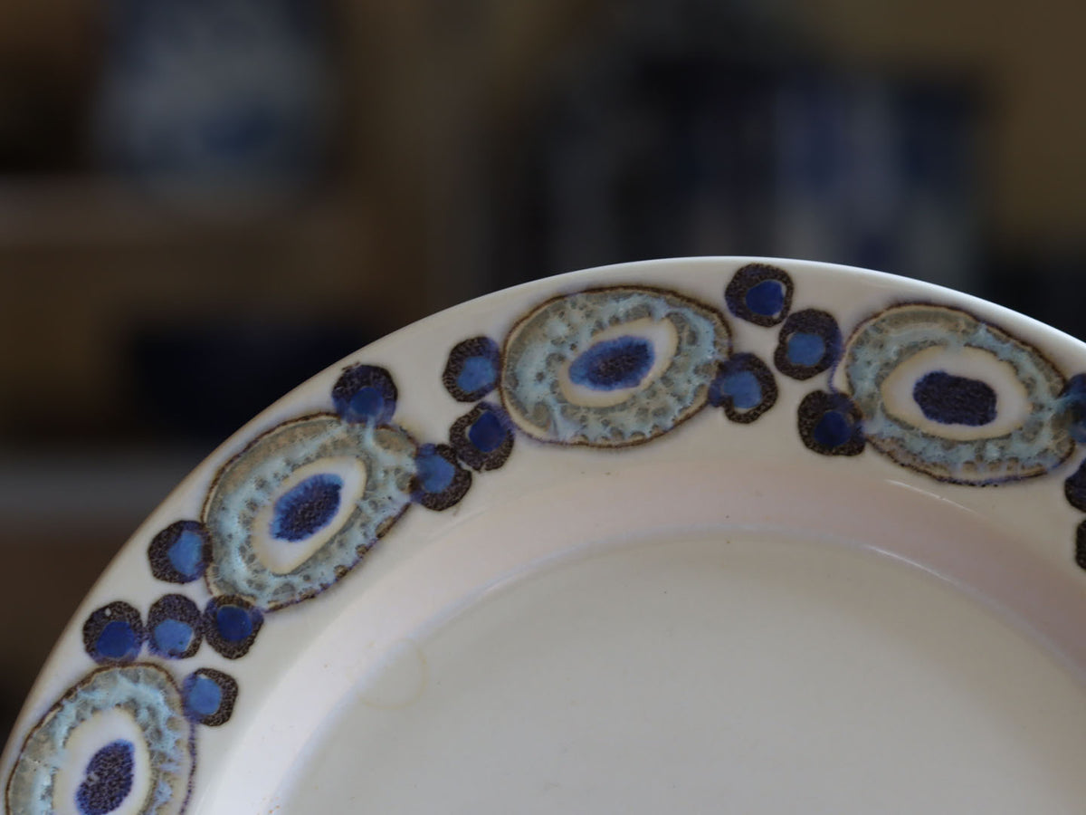 Royal Copenhagen（ロイヤルコペンハーゲン） Nucella プレート ブルー 19.5cm / Ellen Malmer ｜ 北欧ヴィンテージ デンマーク