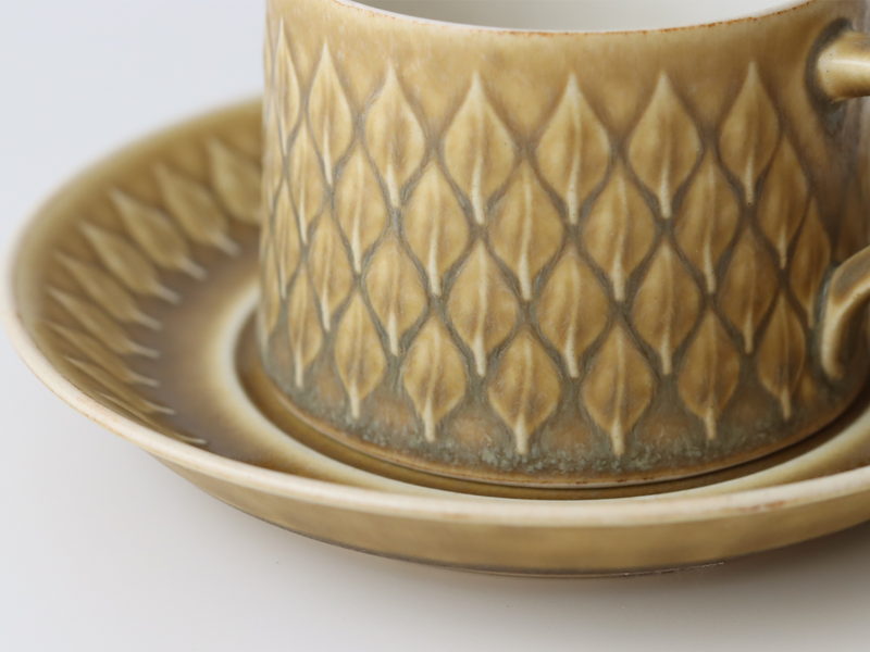 Jens.H.Quistgaard（イェンス・クイストゴー） Relief ティーカップ＆ソーサー ｜ 北欧ヴィンテージ デンマーク