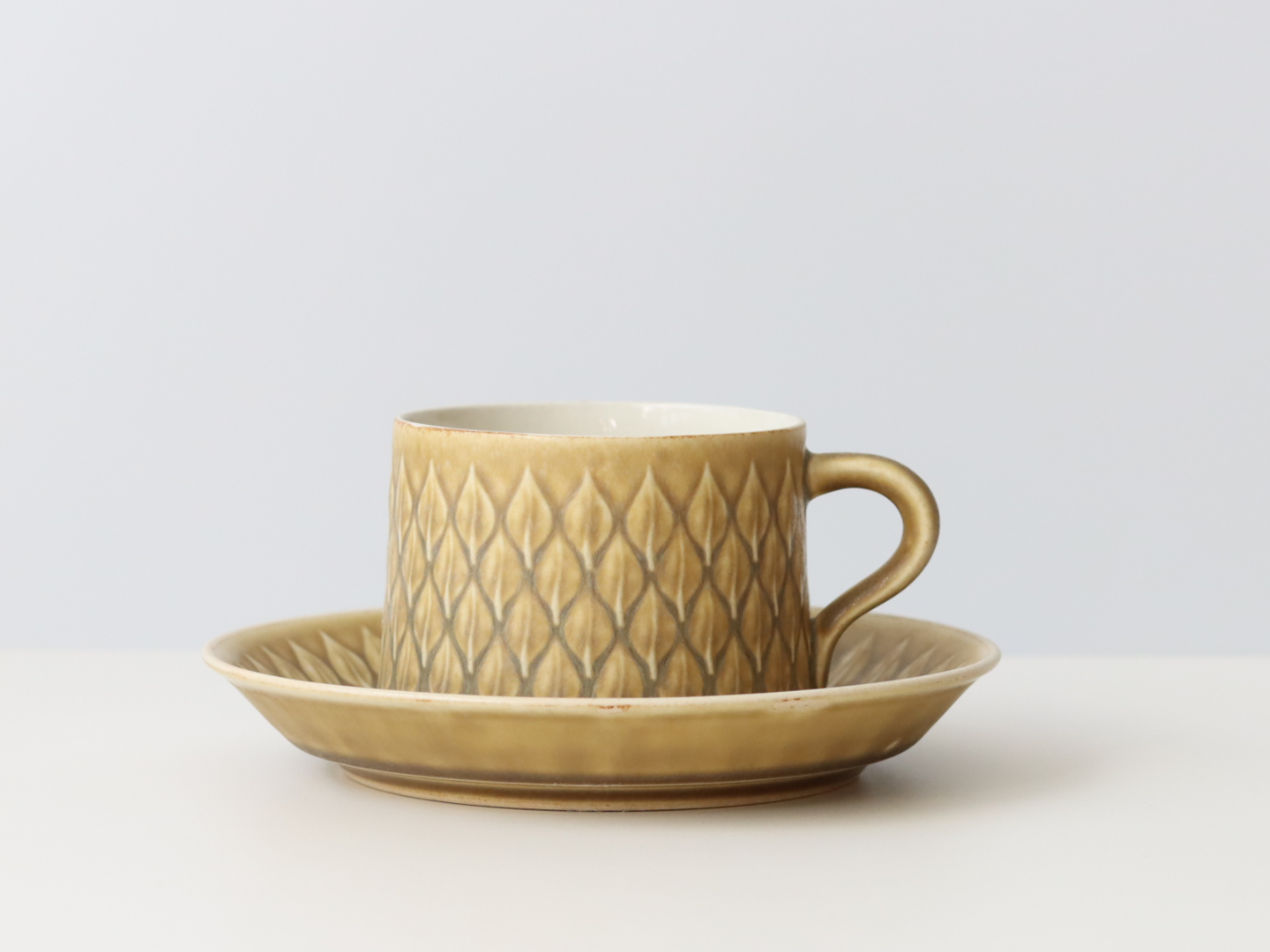 Jens.H.Quistgaard（イェンス・クイストゴー） Relief ティーカップ＆ソーサー ｜ 北欧ヴィンテージ デンマーク