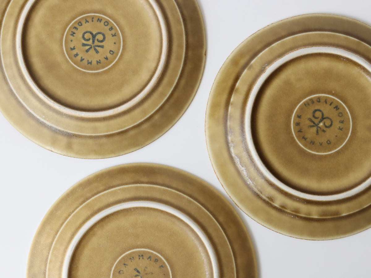 Jens.H.Quistgaard（イェンス・クイストゴー） Relief ティーカップ＆ソーサー ｜ 北欧ヴィンテージ デンマーク