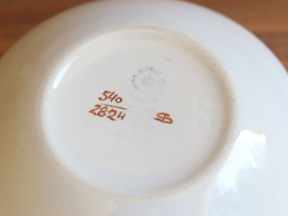 Royal Copenhagen Berte Jessen フェイアンス カップ&ソーサー 2889