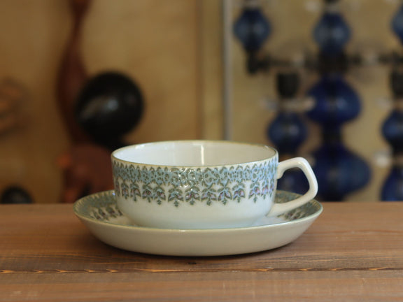 Royal Copenhagen Berte Jessen フェイアンス カップ&ソーサー 2889