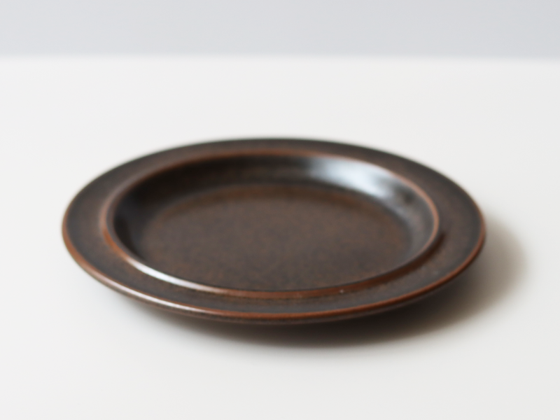 Arabia  （アラビア） Ruska（ルスカ） 20cm plate │ 北欧 フィンランド ヴィンテージ プレート 陶磁器