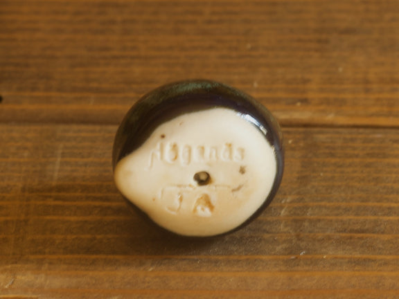 Höganäs Keramik 貝のオブジェ（小）ティールグリーン 底面の刻印