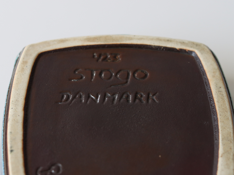 Stogo（ストーゴ） square plate │ 北欧ヴィンテージ デンマーク 食器 陶磁器 スクエアプレート