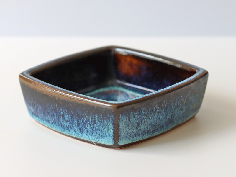 Stogo（ストーゴ） square plate │ 北欧ヴィンテージ デンマーク 食器 陶磁器 スクエアプレート