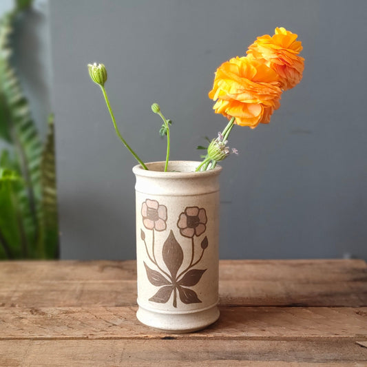 Kahlar flower vase